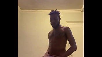 Preview 2 of Eed Xxx Wap - Thick ebony sneaky link IG:@tripster.the hipster