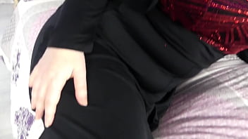 Preview 1 of Anak Kecil Vs Tante Muda - For my New Years party,  I fuck my hot stepmom&#039_s huge ass!