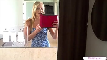 Preview 1 of Wife Lauren Rayborn Interracial - 19yo teen records her licking gf