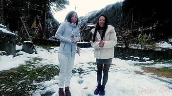 Preview 1 of Mom Teach Sxe In Little Son - 白猫みゃあこと雪の彫刻アート【なっち旅】