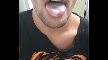 Preview 3 of Penis Wax Job - Novinho saiu da balada e foi para esta&ccedil_&atilde_o tomar um leitinho