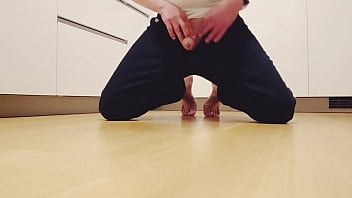 Preview 1 of Sexy Sexv - Jeans barfoot eat cum