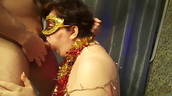 Preview 4 of Videos Xxnox - Naughty BBW dressed like a Christmas tree with garlands and fucked in her mouth,  Happy new year!