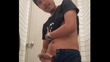 Preview 4 of Xvdeo Hoc Sinh - เป็นรับร่านร่านๆนะครับ สนใจเยดเยดผมมั้ย