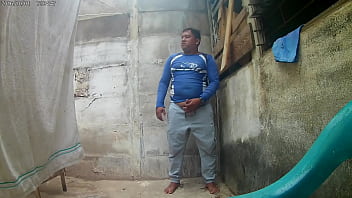 Preview 1 of Dasd 132 - I fuck the step mother of a partner of my step daughters. This unfaithful fat woman lets me fuck her in the backyard of her house and the neighbors almost catch us,  she lets me record her while our st