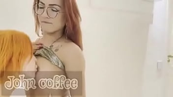 Preview 2 of Hq Porn Teen Sex Kocam Sikiyor - Minha esposa para outra,  filmei minha esposa novinha fazendo anal com uma trans