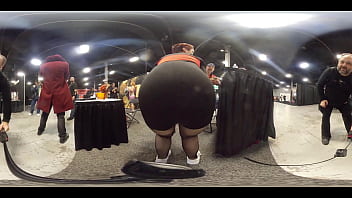 Preview 4 of Olivia Bangs - Rubee Tuesday gives me a body tour at EXXXotica NJ 2021 in 360 degree VR