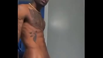 Preview 1 of Zori Beeg - Mister Piroc&atilde_o 2021