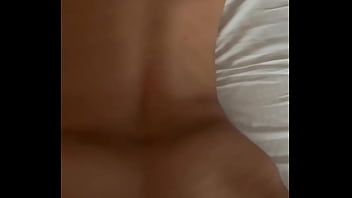 Preview 2 of One By One Mom - Mi mujer se deja follar por amigo