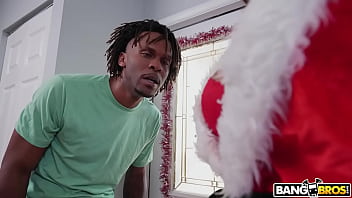 Preview 3 of Sunny Lone Xxx Video Pon - Fucking Santa&rsquo_s Helper