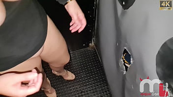 Preview 4 of Xxx Bf Gj - Em uma casa de swing como essa o sexo e sempre garantido,  adoro foder com estranhos.