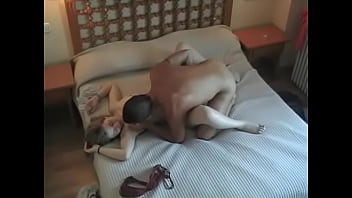 Preview 4 of Mom And Son Sleep Sxlex - Pareja joven pillada follando en hotel grabados con camara oculta voyeur