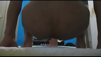 Preview 2 of Laid Body Xxx Video - Goza meu cuzinho