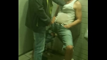 Preview 1 of Myth Cok - Dreckige Toiletten Schwuchtel wird vollgepisst