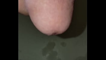 Preview 3 of Saphir Rose - Peeing