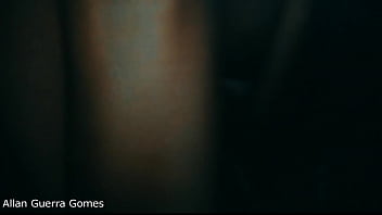 Preview 2 of Madelyn Marie Hd 1080p - Uma negra e uma branquinha bundudas l&eacute_sbiscas faz sexo com o lutador de MMA Allan Guerra Gomes