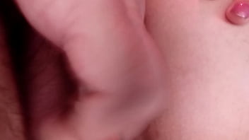 Preview 4 of Oldie Granny Cum Inside - N&atilde_o ia deixar passar o Natal sem comer a mam&atilde_e Noel - Gaucholuiz e Santinha Safadinha