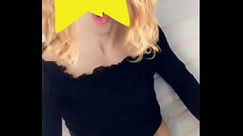 Preview 2 of American Black Porn Xxxx - blonde rubbing clit