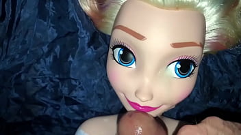 Preview 4 of Nadia Gul Xxxxx Xxx Video - Elsa Styling Head Doll 2
