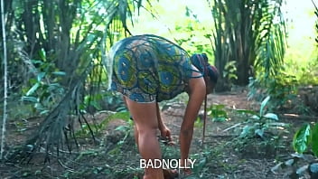 Preview 1 of Nf Besty - Chinaza went to farm and then traced her to the farm and fucked the hell out of Her,  it was my first sex since i returned from cameroon