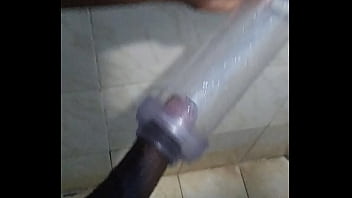 Preview 4 of 1 Girl 5 Boys - Testando Bomba peniana
