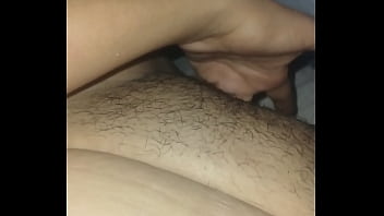 Preview 4 of 2017 New Good Night Sleeping Xxx - Despierto con ganas y me masturbo