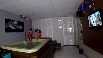 Preview 2 of Mom Jabardsti - safadeza descontra&ccedil_&atilde_o na grava&ccedil_&atilde_o da sauna - Lady Milf - Gaucho pussyhunter - Dinnigata - Joy Cardozo