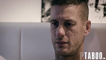 Preview 1 of Mama Ketahuan Sama Papa - Ryan Fucks His Best Friends Lydia Black To Keep Her Secret