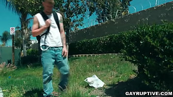 Preview 1 of Dog Vs Gial Ponr - Food in exchange of a hot gay sex from this stranger