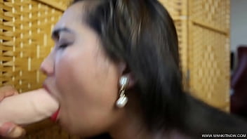 Preview 3 of Porno Creepy - Hot Asian Babe Gives AMAZING HEAD And Loves SUCKING COCK