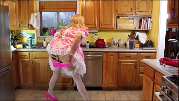 Preview 2 of Maata Porn Video - Dishes with Michelle crossdresser sissy maid stuff hole with buttplug