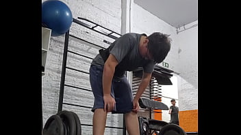 Preview 2 of Xnxx Play Video - Fazendo terra com 110kg