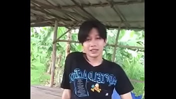Preview 2 of Son Fingered Mom - ไทยชักว่าว