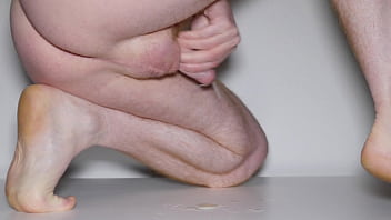 Preview 4 of Stuning Blond Techer Has - Masturbating naked with cum quickie