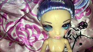 Preview 4 of Danny D Madison Vy - Rainbow High Violet Cheerleader Doll 2