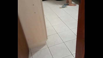 Preview 1 of Dillej Sex - Esposa gostosa se trocando ap&oacute_s o banho.