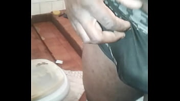Preview 1 of Porno Melayu Main Adik Ipar - Tirando ele da cueca pra vcs vir mamar
