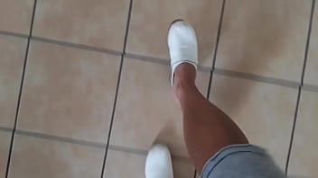Preview 1 of Iong Move Xxx Big Ass Bbw - Men clogs