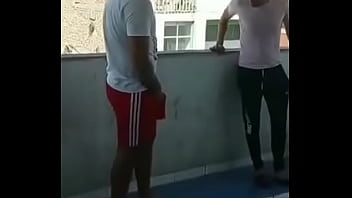 Preview 2 of Ladies Gay - pega&ccedil_&atilde_o no apartamentoAlgu&eacute_m sabe o nome deles? Link do v&iacute_deo completo?