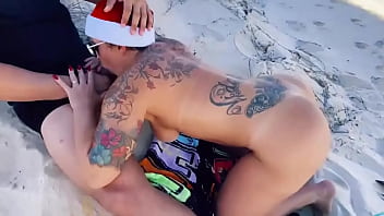 Preview 4 of Mompov Charlie - Mam&atilde_e noel se exibindo na beira mar e um pouquinho do especial nas dunas