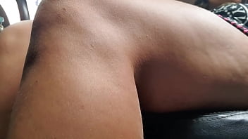Preview 1 of Gabar Gus Weyn Shiyod Ligili - Exibindo a enorme buceta peluda nas ruas do guaruja !!! Paty Bumbum