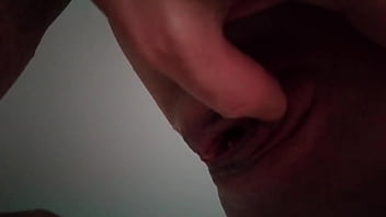 Preview 2 of Hot Deshi Anuty - Je masturbe ma coquine