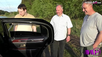 Preview 4 of Desi Chodae Youtube - Stief Sohn erwischt seine Mutter beim fremdgehen und sie fickt ihn damit er schweigt
