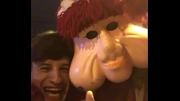Preview 3 of Search Farst Tim 18 Yre - Jovem sapeca botou o Fof&atilde_o pra mamar