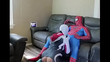 Preview 4 of Keiner Sex - Spidey man pounding Gwen Gwen