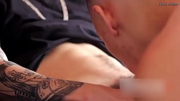 Preview 2 of Shemil Xvideo - Comendo novinho de 18 aninhos escondido dos pais