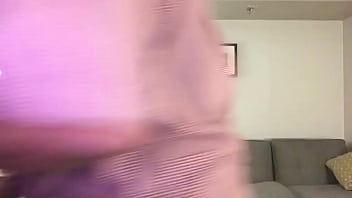 Preview 4 of Sie Heimlich Schwanz Gewichst - Fucking in hotel doggiestyle. Daisyjo wants to stop cause it hurts.