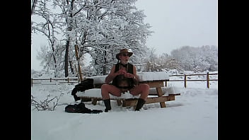 Preview 2 of Malayalam Kambikadha View - a poil dans de la bonne neige fraiche ce mois de janvier 2009