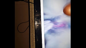 Preview 1 of Yosino 3 - Punheta na calcinha