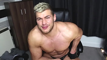 Preview 2 of Seks Sas Kon I Jena - Leather playing hunk